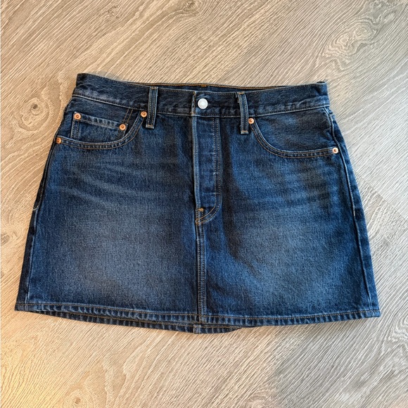 LEVIS Icon Mini Skit - Picture 2 of 6